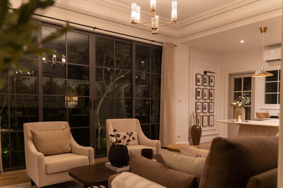 อลินดา-คิงส์ตัน-นครปฐม